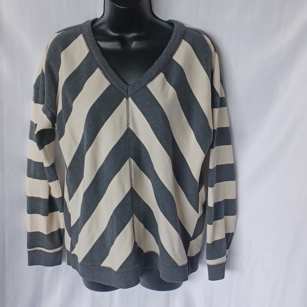Doe and Rae Chevron Striped sweatshirt, cream & gray, soft, stretchy